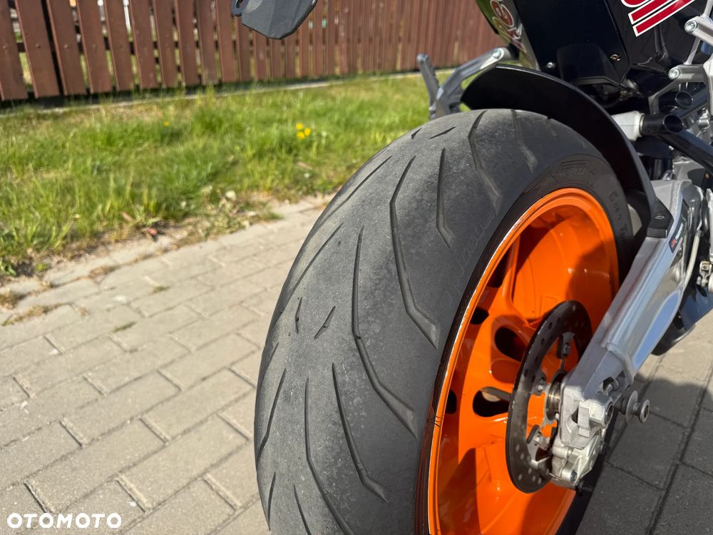 KTM RC 8 - 13