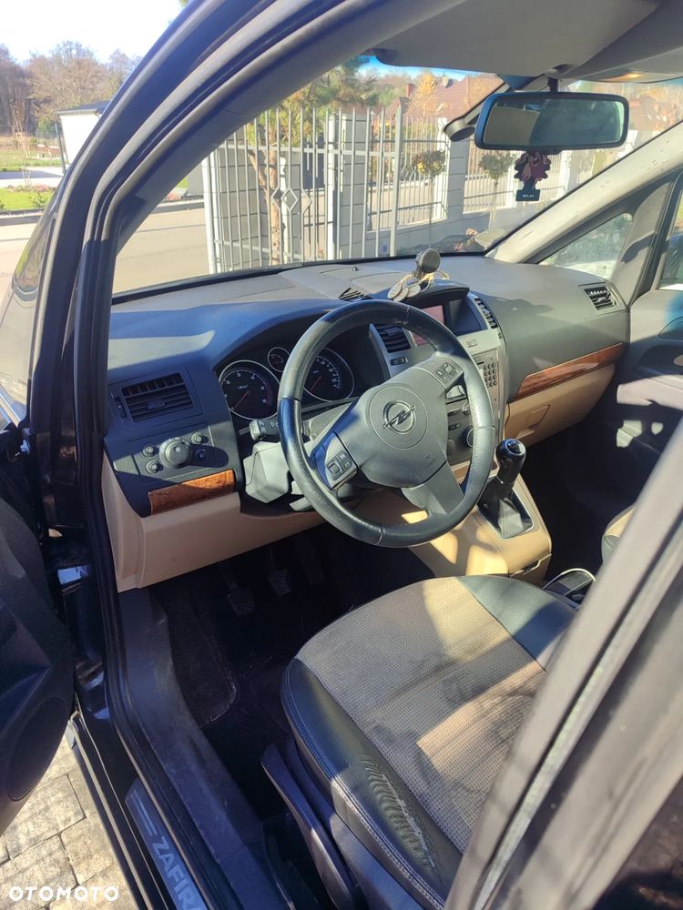 Opel Zafira 1.9 CDTI Cosmo - 5