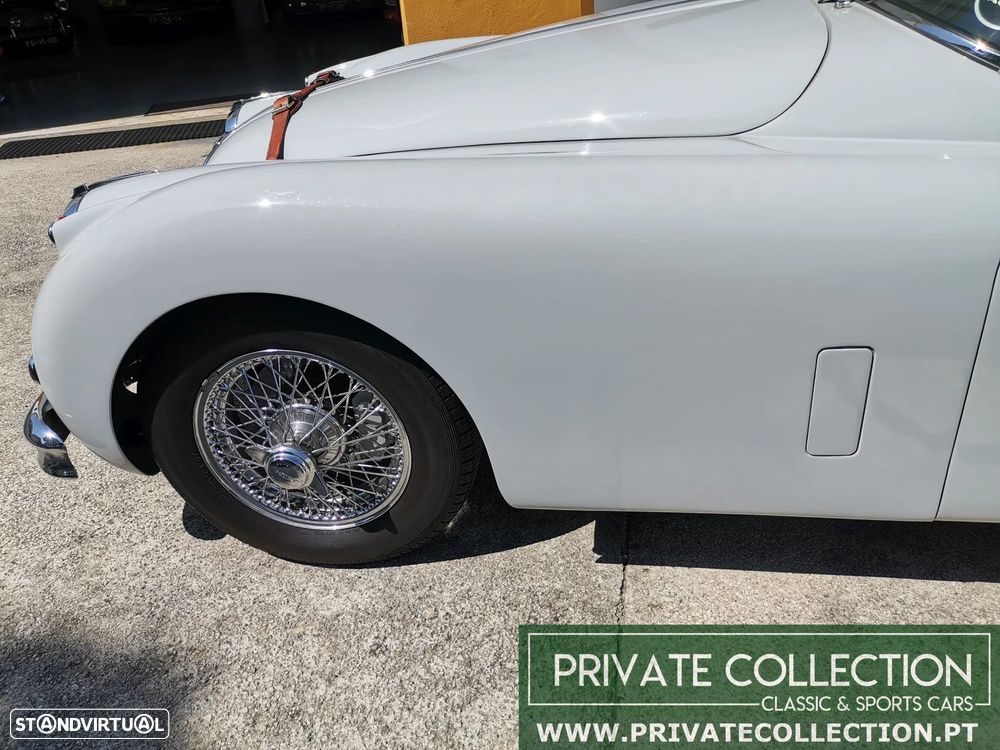 Jaguar XK150 - 23