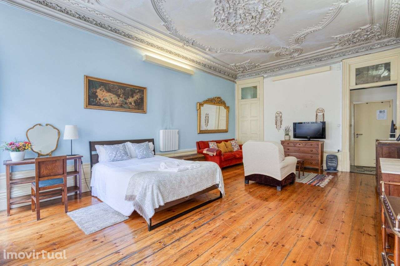 Prédio histórico à venda na Baixa do Porto - Grande imagem: 3/37