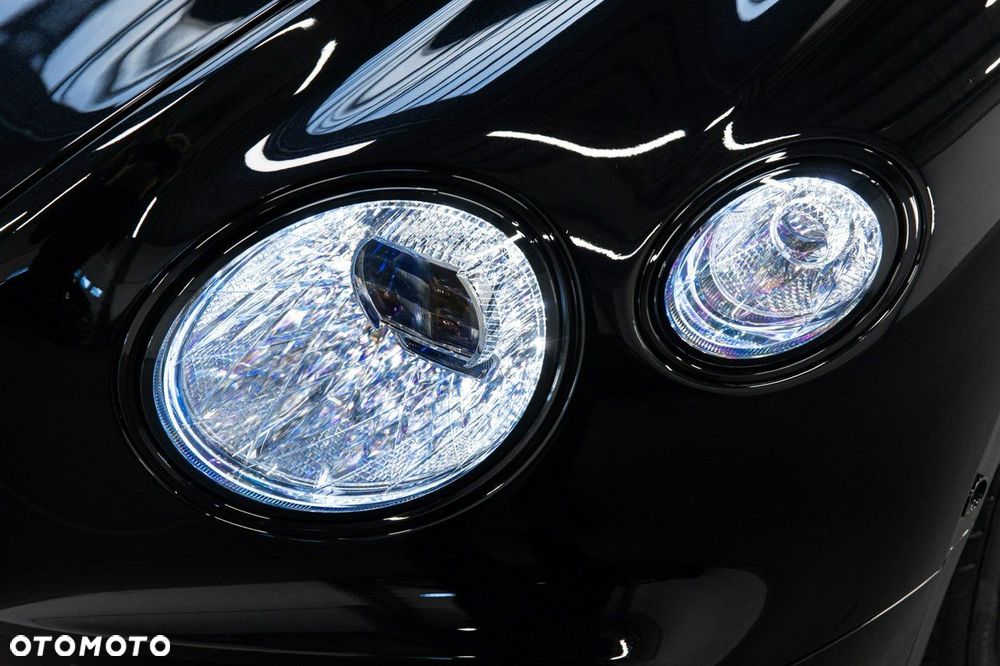 Bentley Continental GT - 13