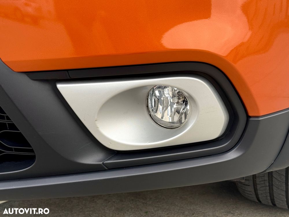 Dacia Sandero TCe 90 Celebration - 17