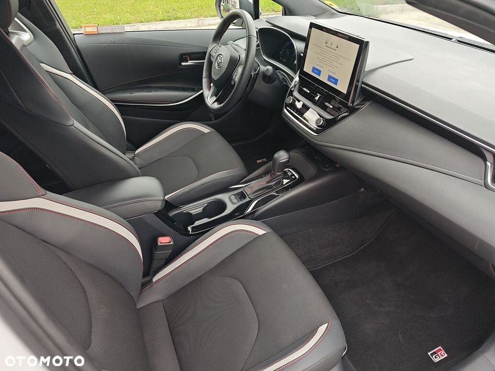 Toyota Corolla - 10