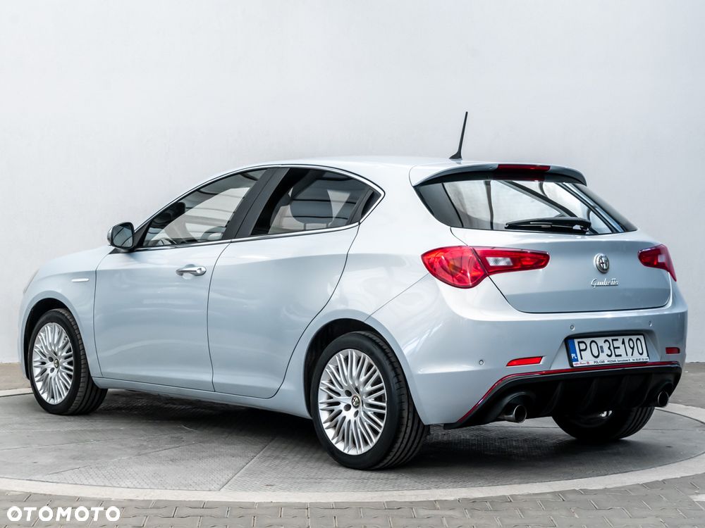 Alfa Romeo Giulietta 1.4 TB MultiAir Exclusive TCT - 4