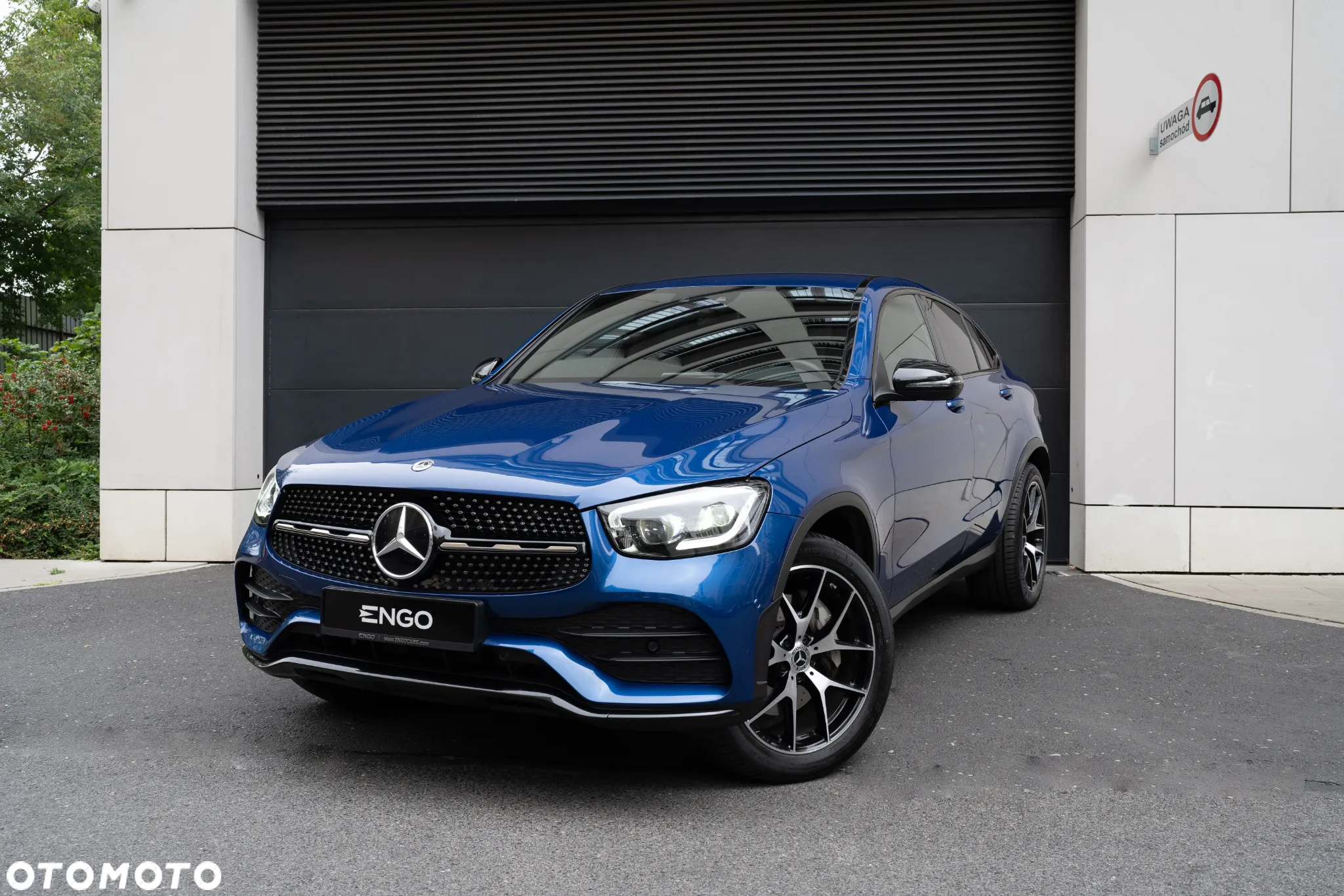 Mercedes-Benz GLC Coupe 300 e 4-Matic Business Edition - 3
