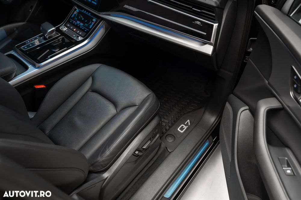 Audi Q7 3.0 55 TFSI quattro Tiptronic MHEV S Line - 37