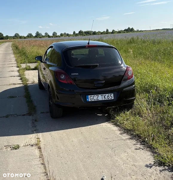 Opel Corsa 1.4 16V Color Edition - 3