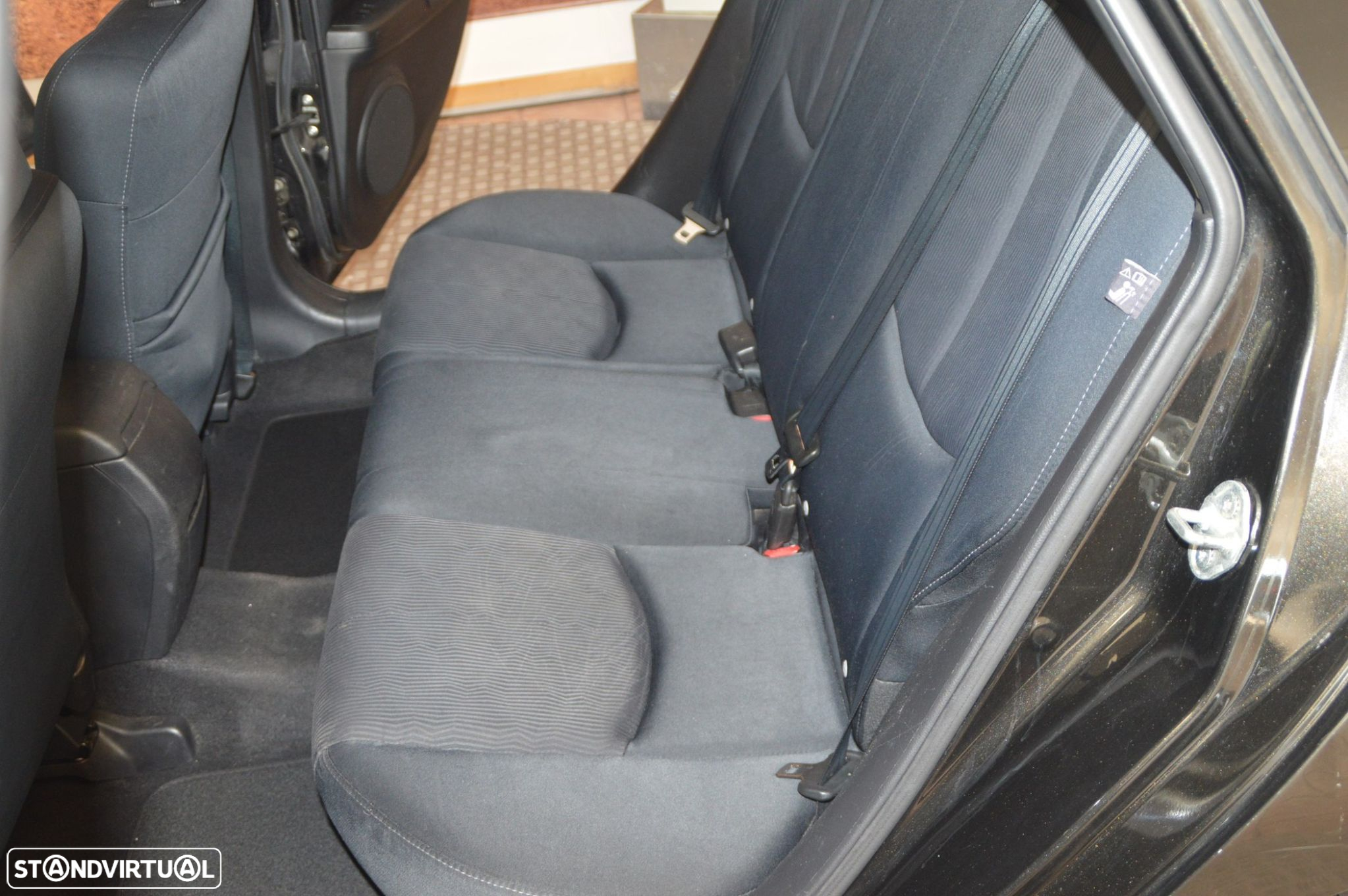 Mazda 6 MZR-CD 2.0 Comfort - 24