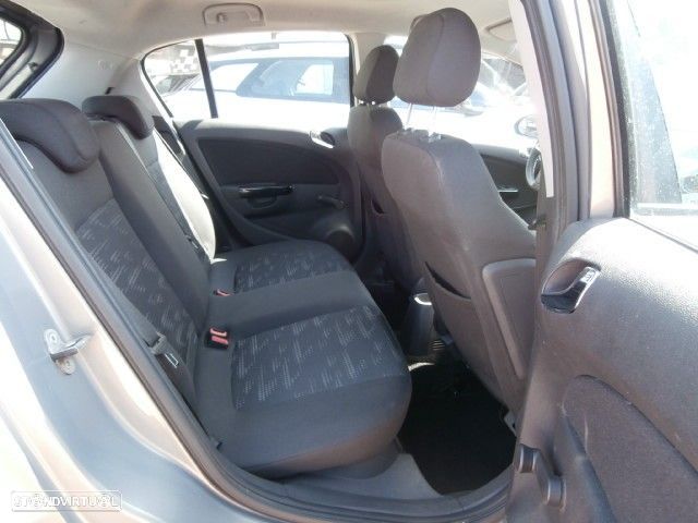 Opel Corsa 1.3 CDTi Enjoy EcoFLEX - 28