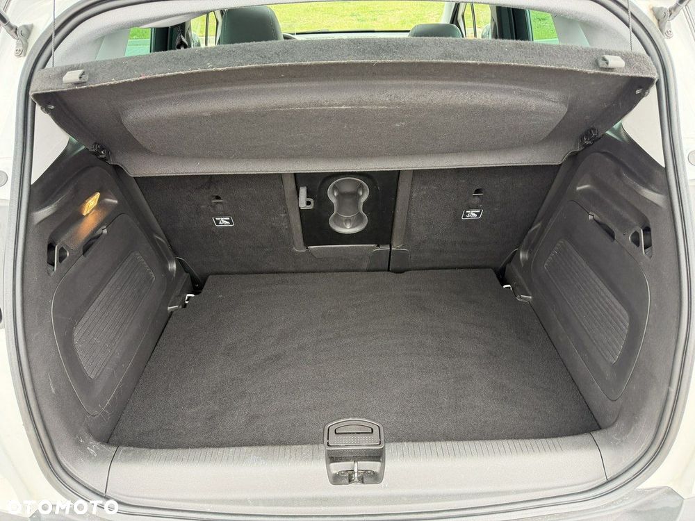 Opel Crossland X - 39