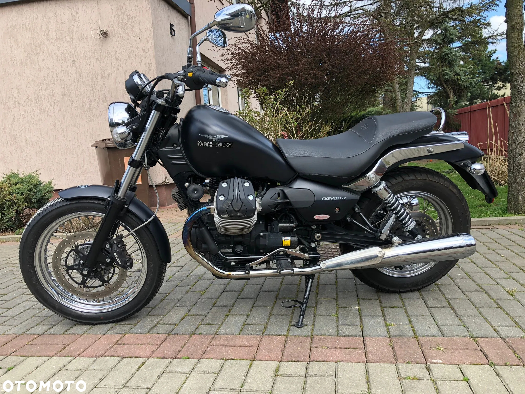 Moto Guzzi Nevada - 2