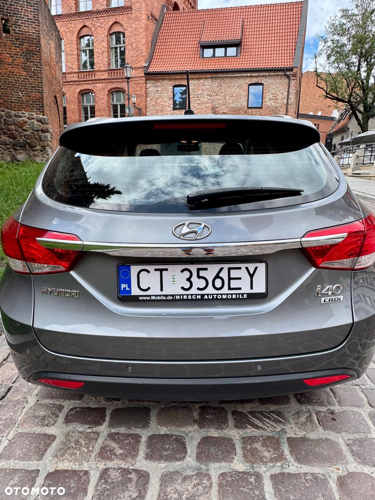 Hyundai i40 i40cw 1.7 CRDi Automatik Fifa World Cup Edition Gold - 25