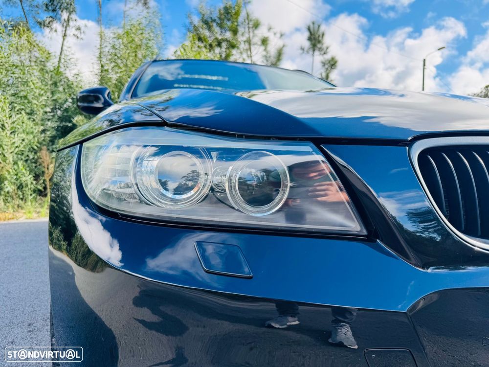 BMW 320 d Touring Pack M - 13