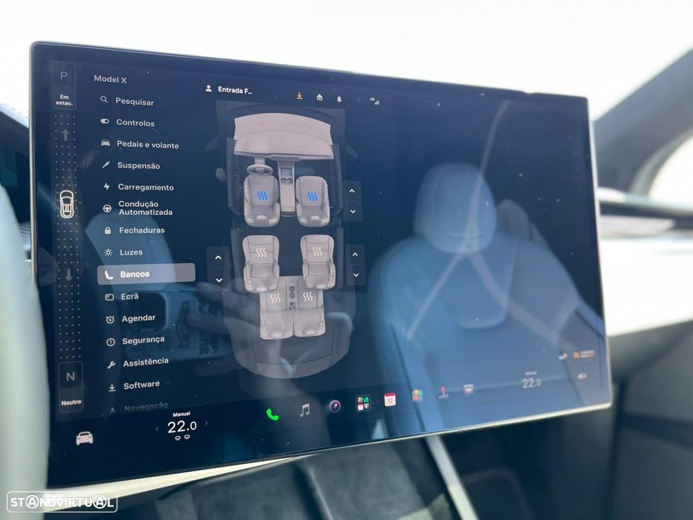 Tesla Model X Plaid AWD - 15