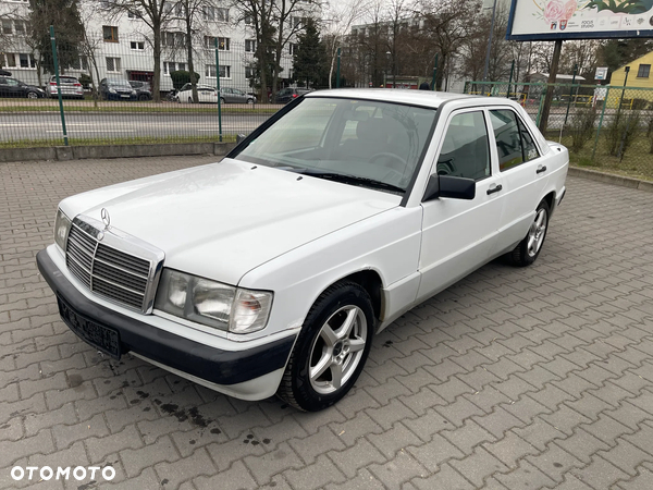 Mercedes-Benz W201 (190)