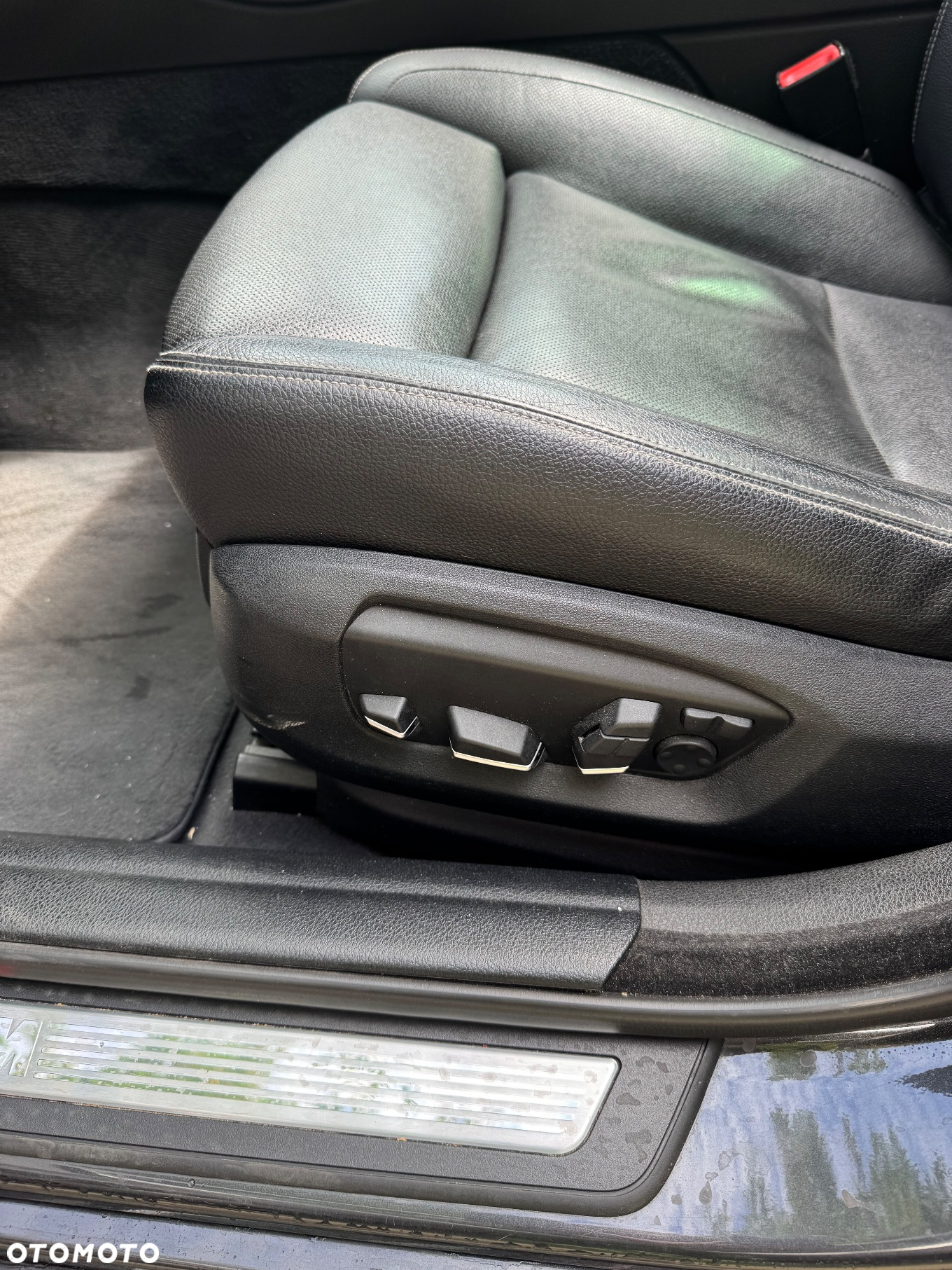 BMW Seria 5 525d xDrive - 13