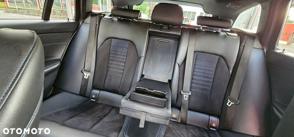 BMW Seria 3 320d xDrive M Sport sport - 22