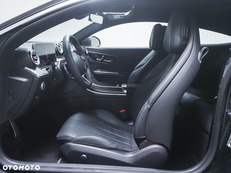 Mercedes-Benz CLE 200 4Matic 9G-TRONIC Edition AMG Line - 6