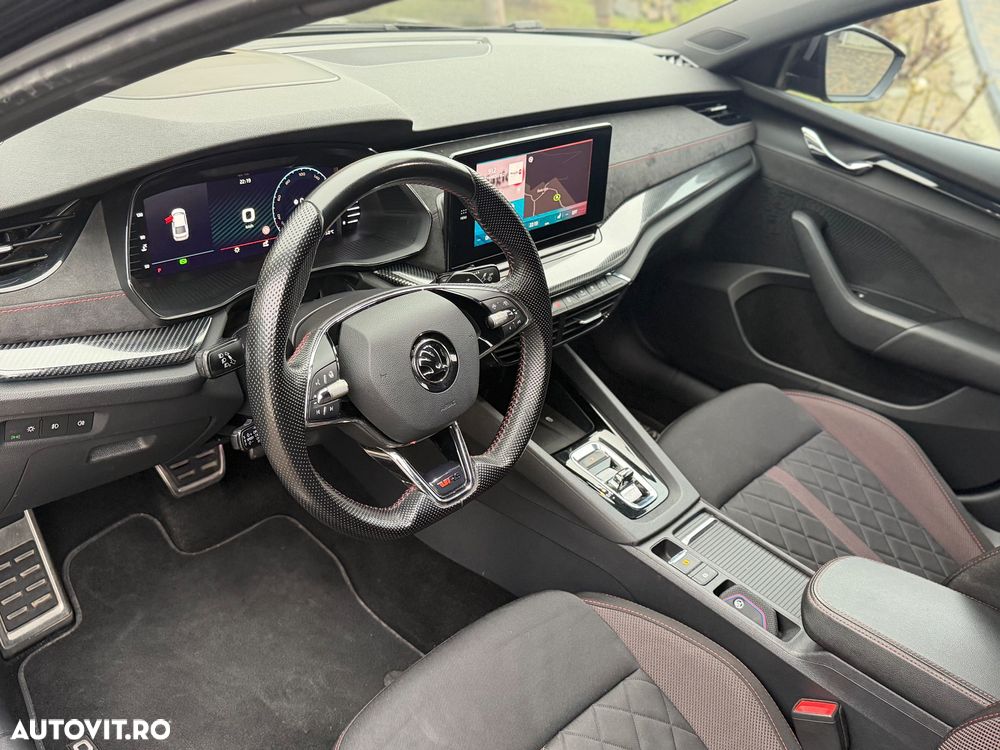 Skoda Octavia 2.0 TDI DSG RS Plus - 5