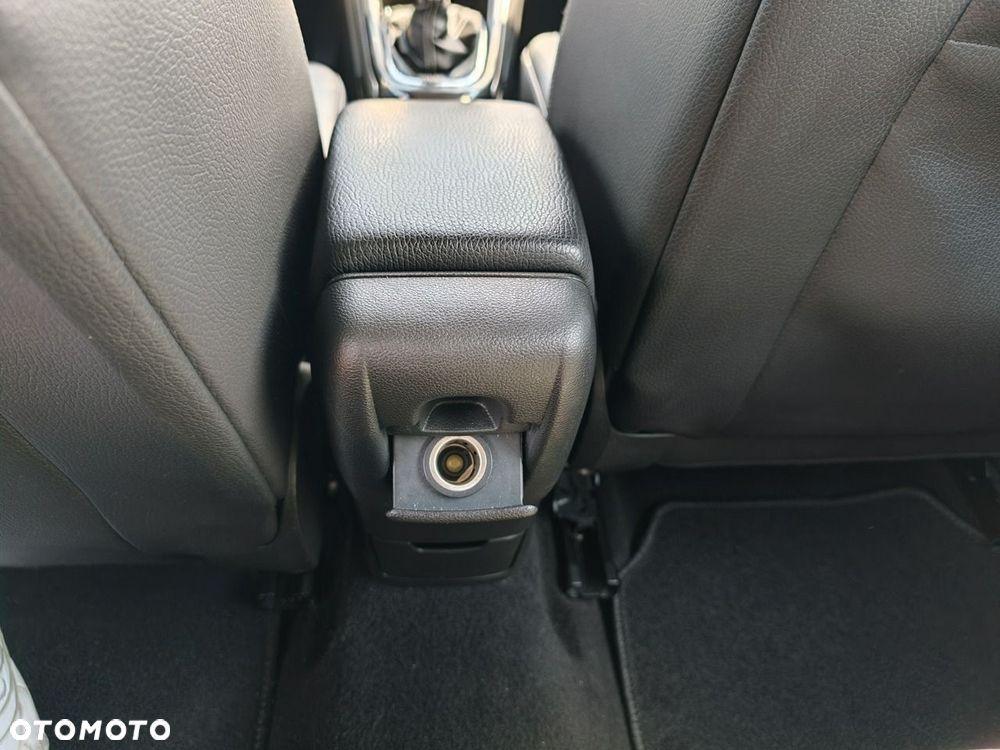 Opel Astra - 16