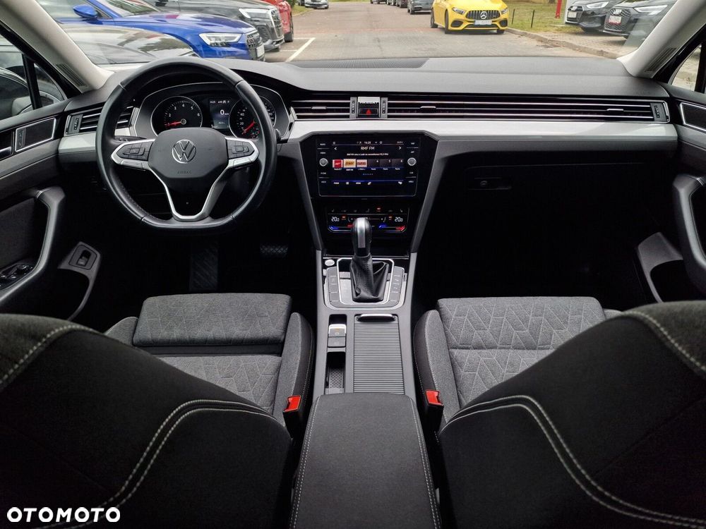 Volkswagen Passat Variant - 18
