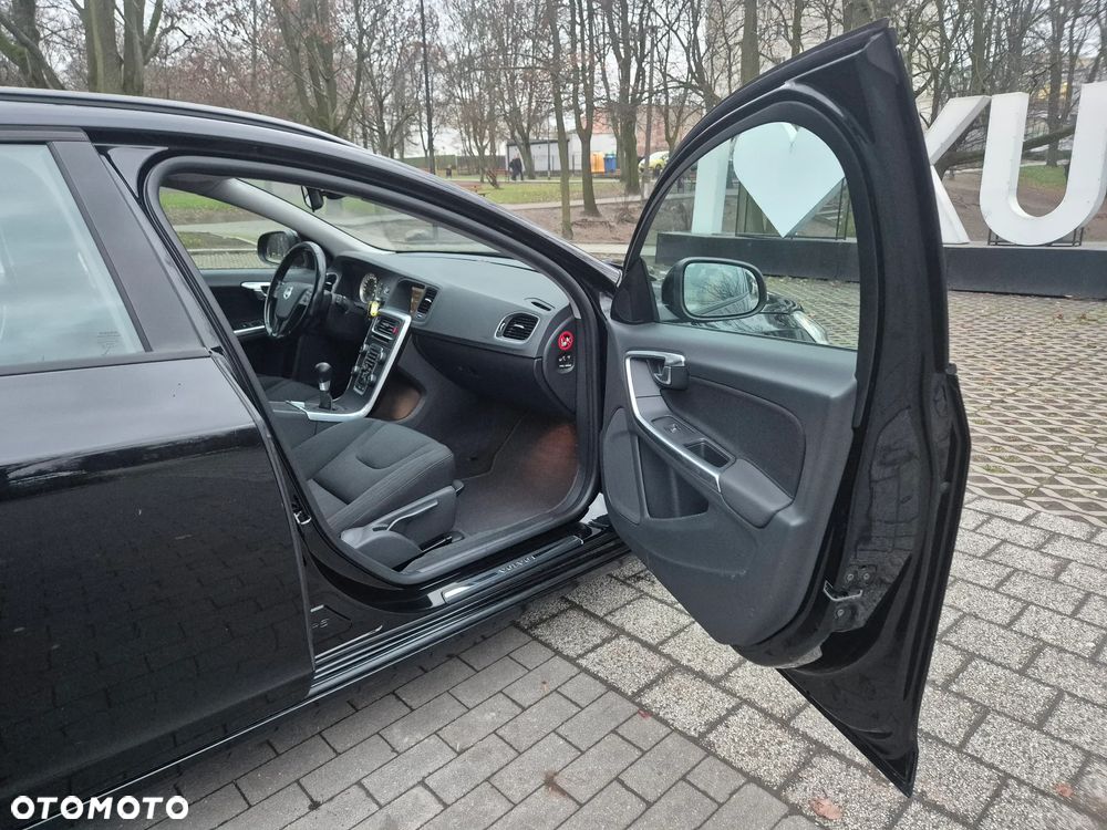Volvo V60 DRIVe - 8