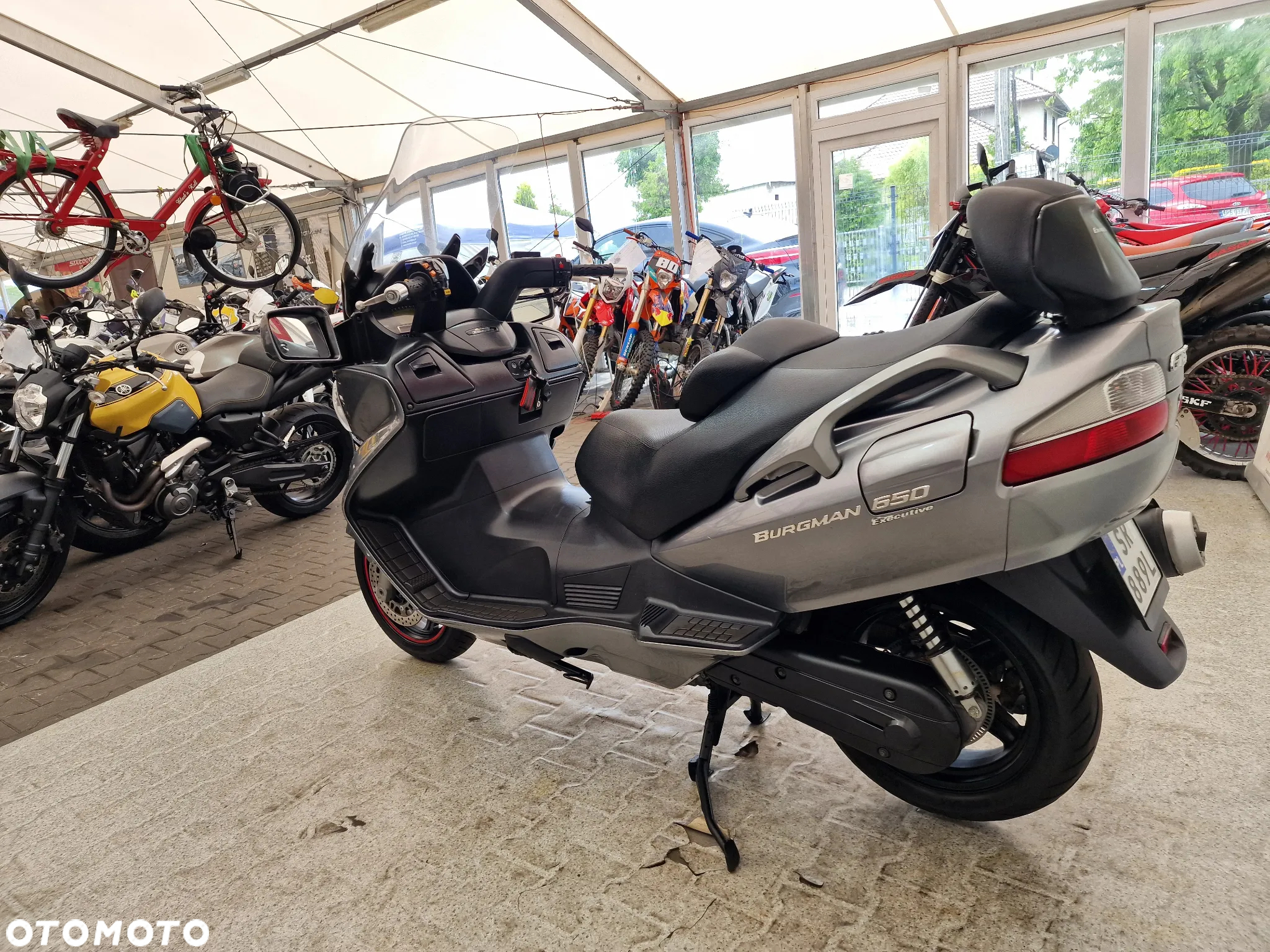 Suzuki Burgman - 19