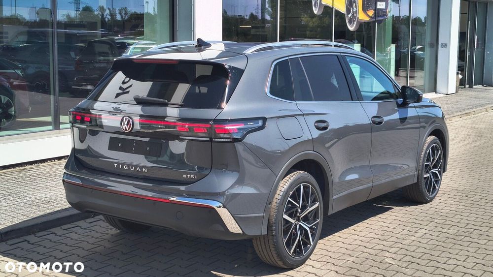 Volkswagen Tiguan - 7