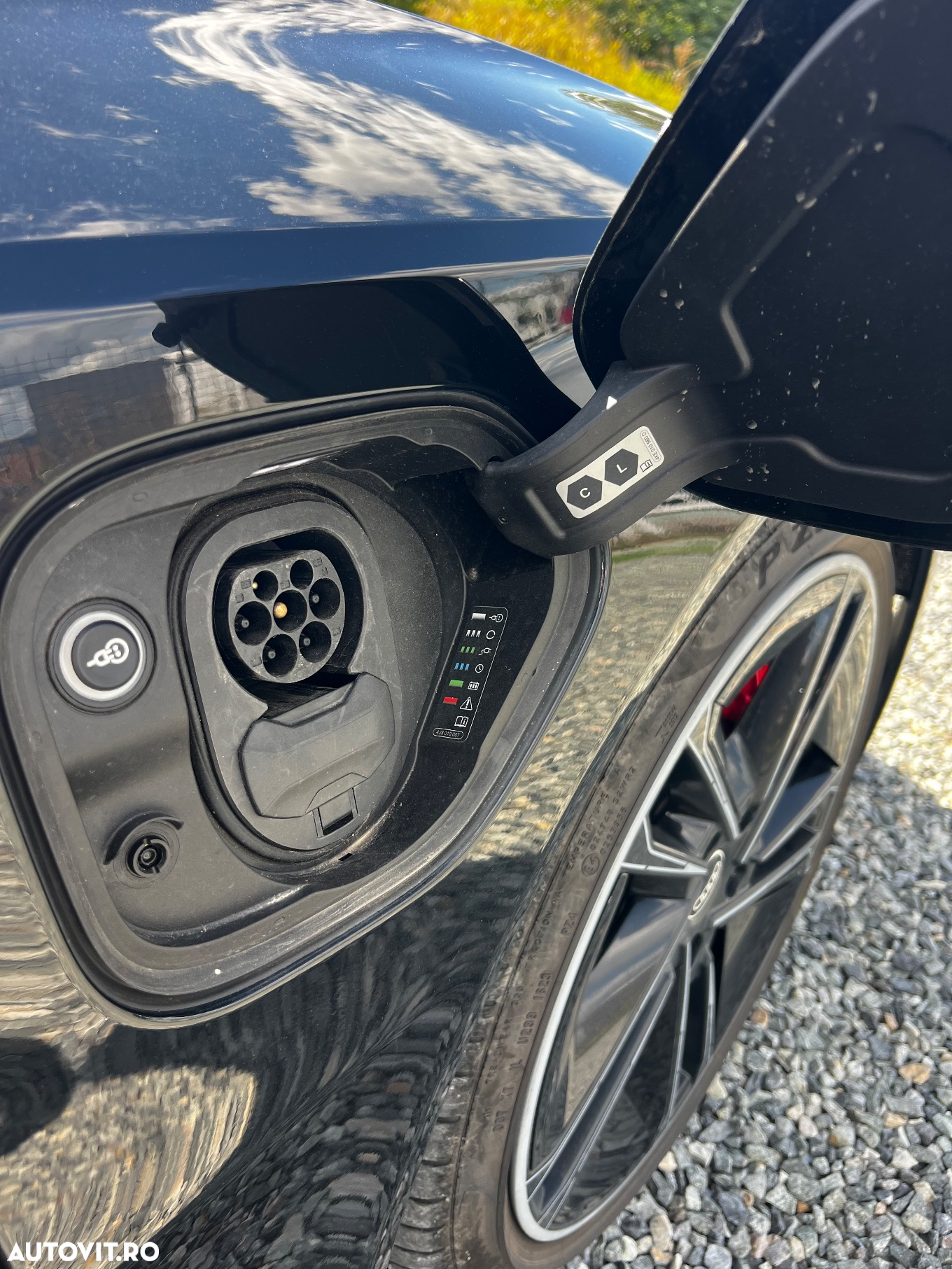Audi e-tron - 10