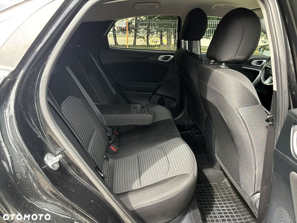 Kia XCeed 1.5 T-GDI M - 17