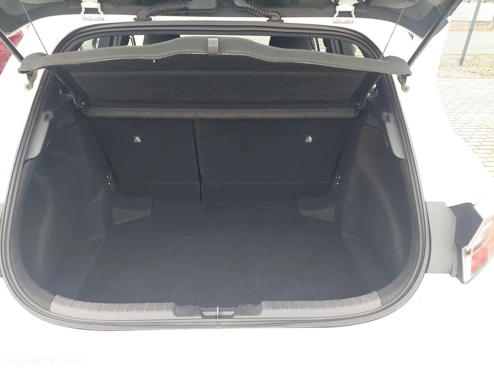 Toyota Corolla 1.8 Hybrid Comfort - 17