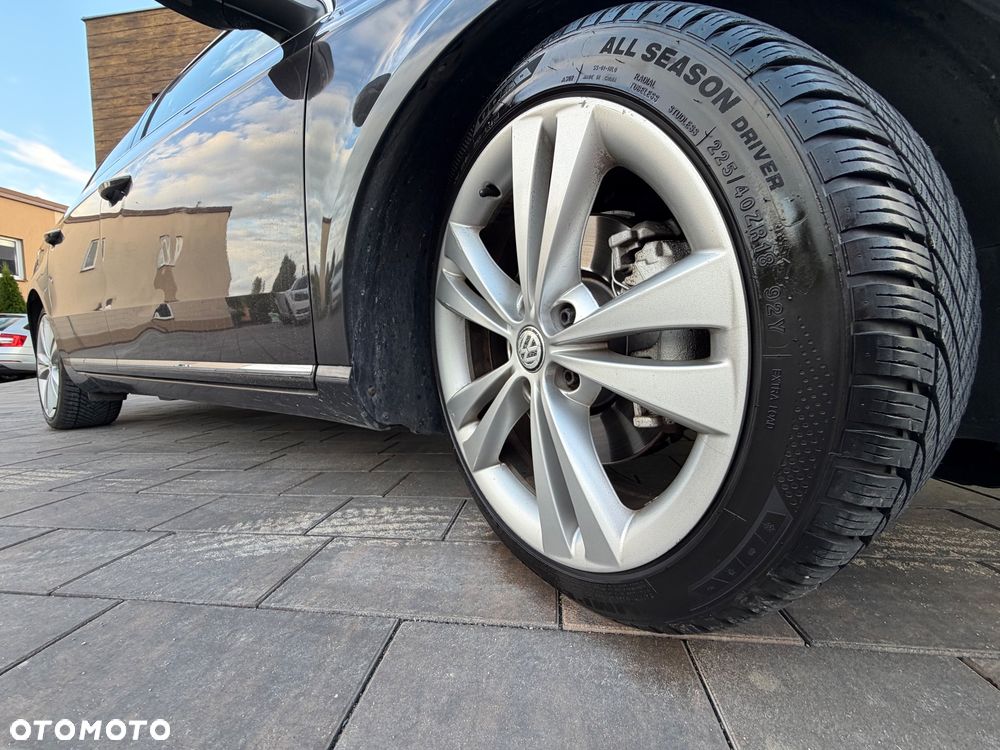 Volkswagen Passat - 10