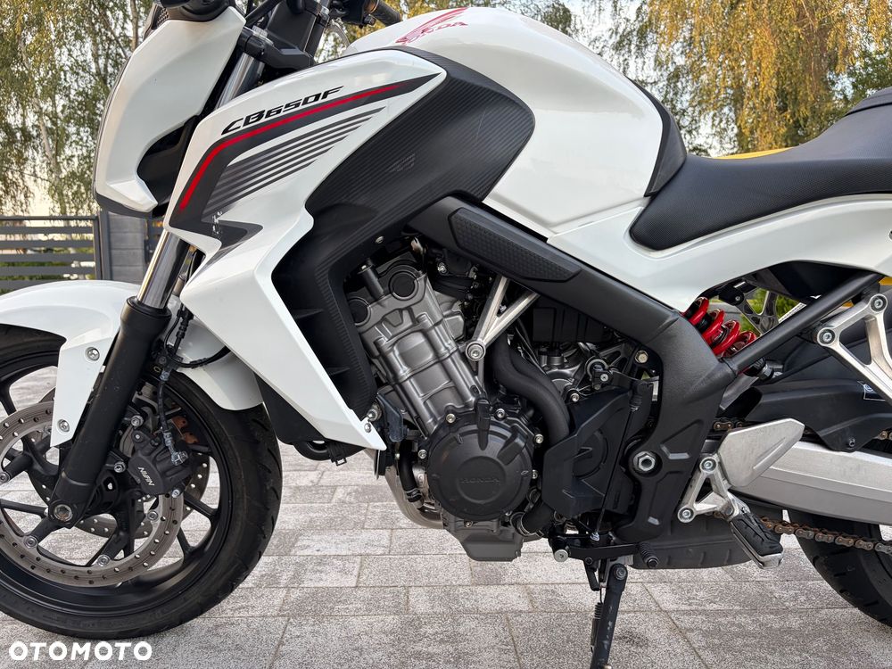 Honda CB - 15