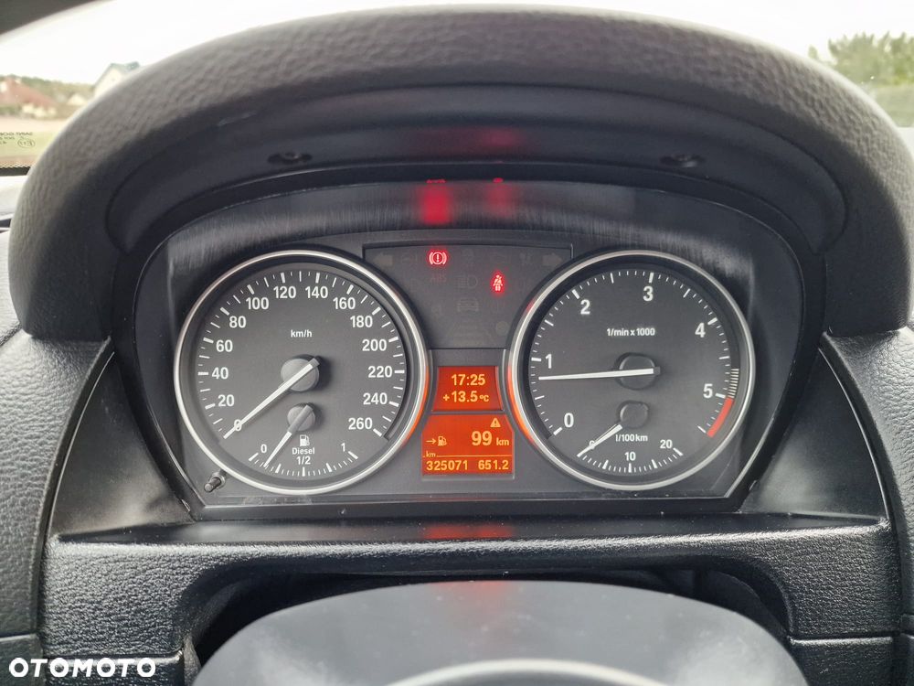 BMW X1 sDrive20d - 23