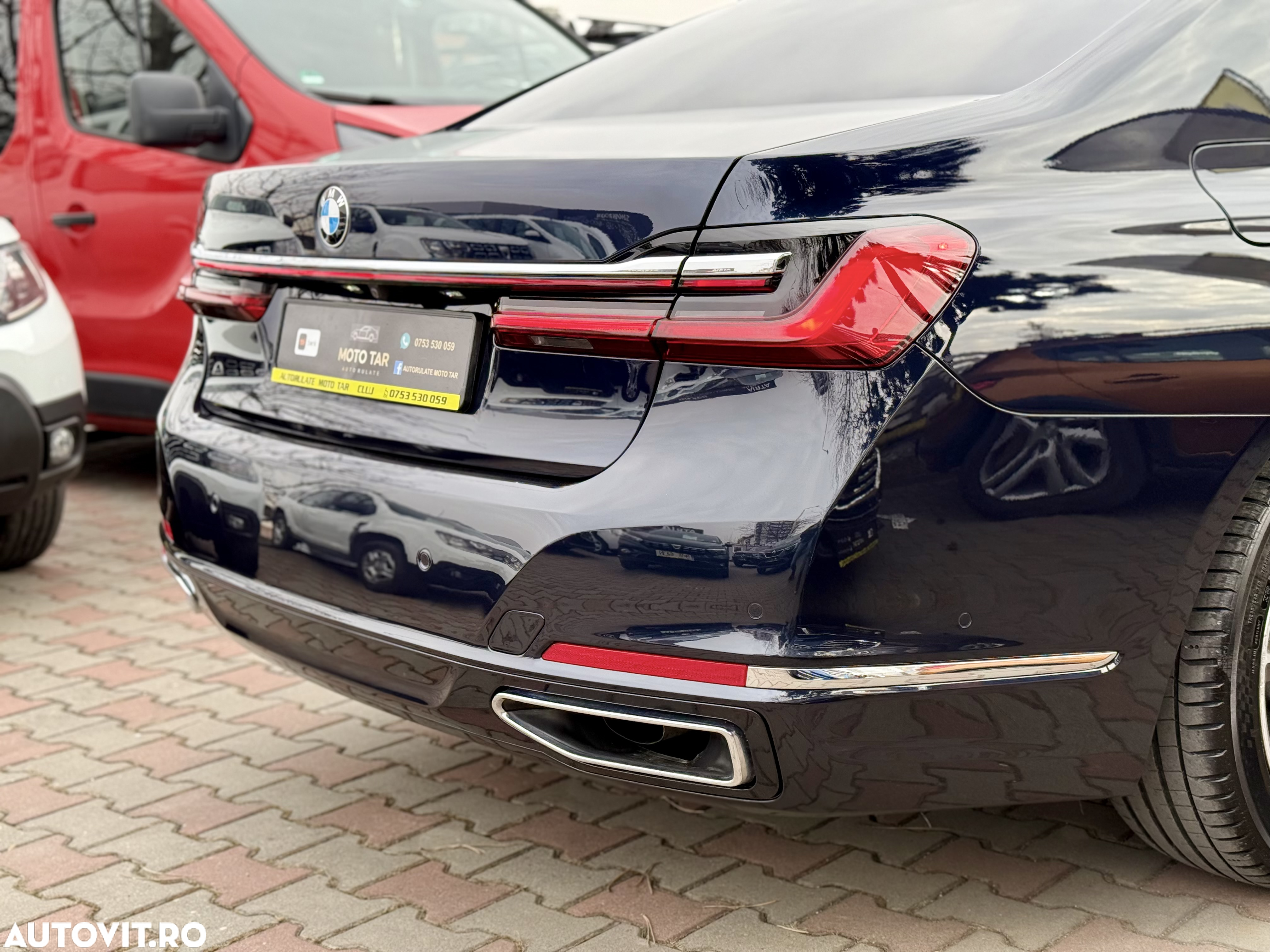 BMW Seria 7 730d xDrive - 38