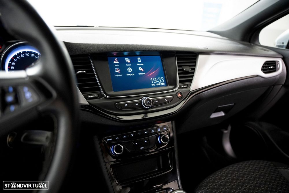 Opel Astra 1.2 T GS Line S/S - 6