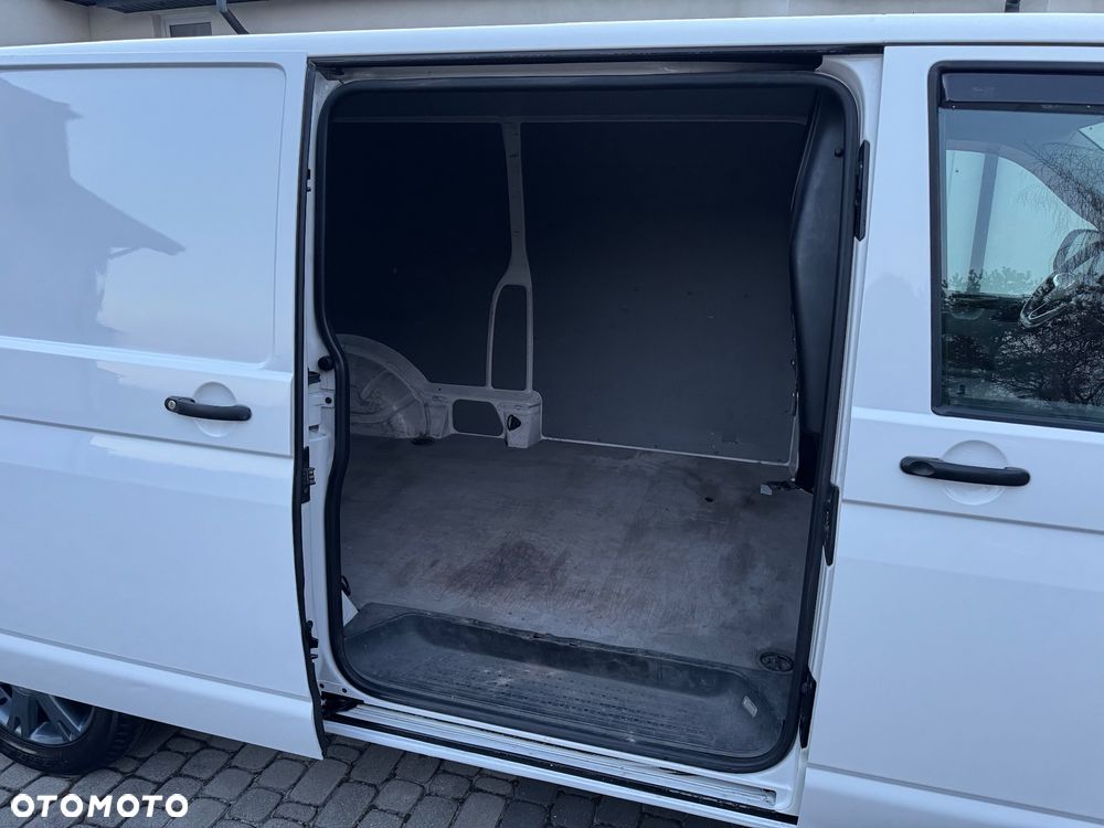 Volkswagen Transporter - 15
