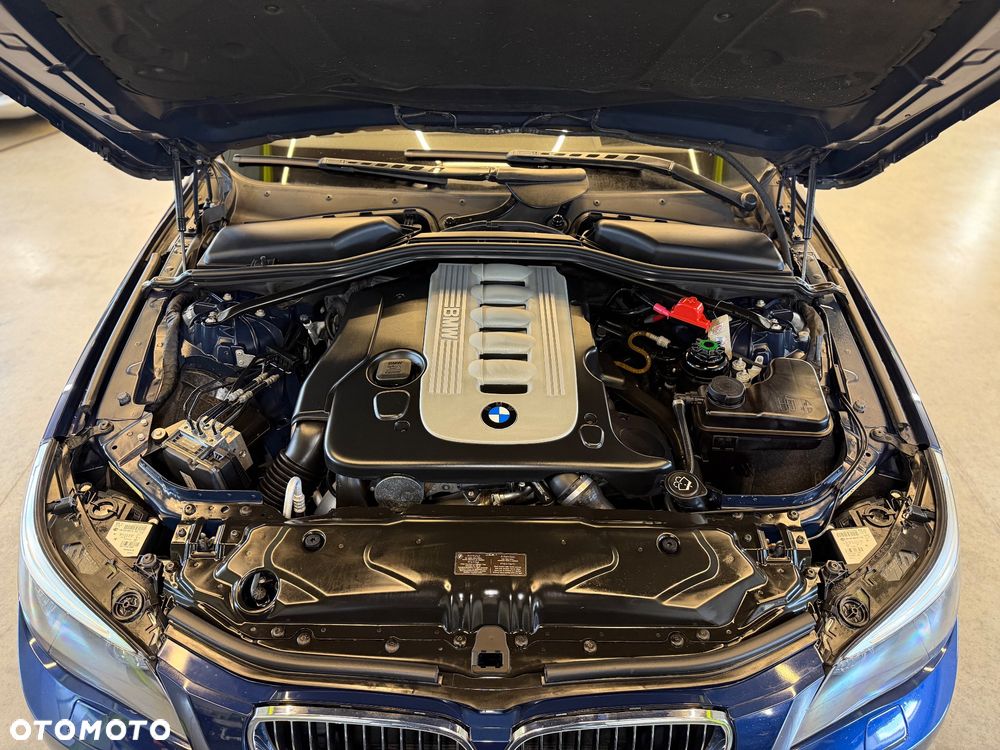 BMW Seria 5 530xd Edition Sport - 35