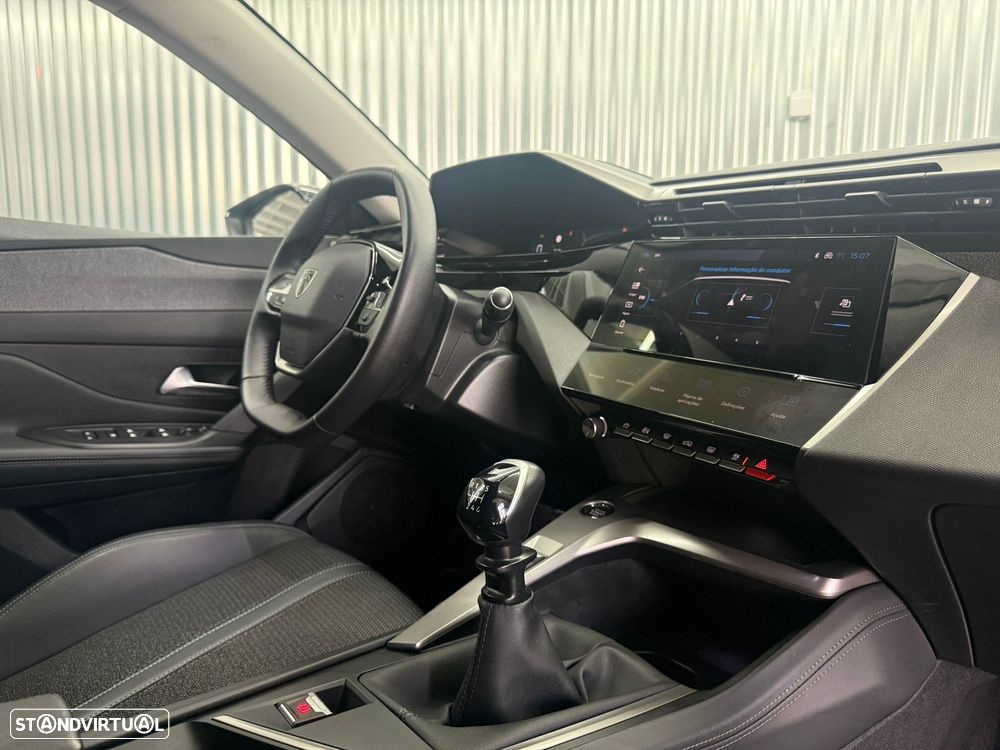 Peugeot 308 1.2 PureTech Allure Pack - 26