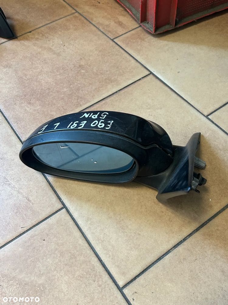 LUSTERKO BMW E90 E91 LEWE EUROPA 5PIN