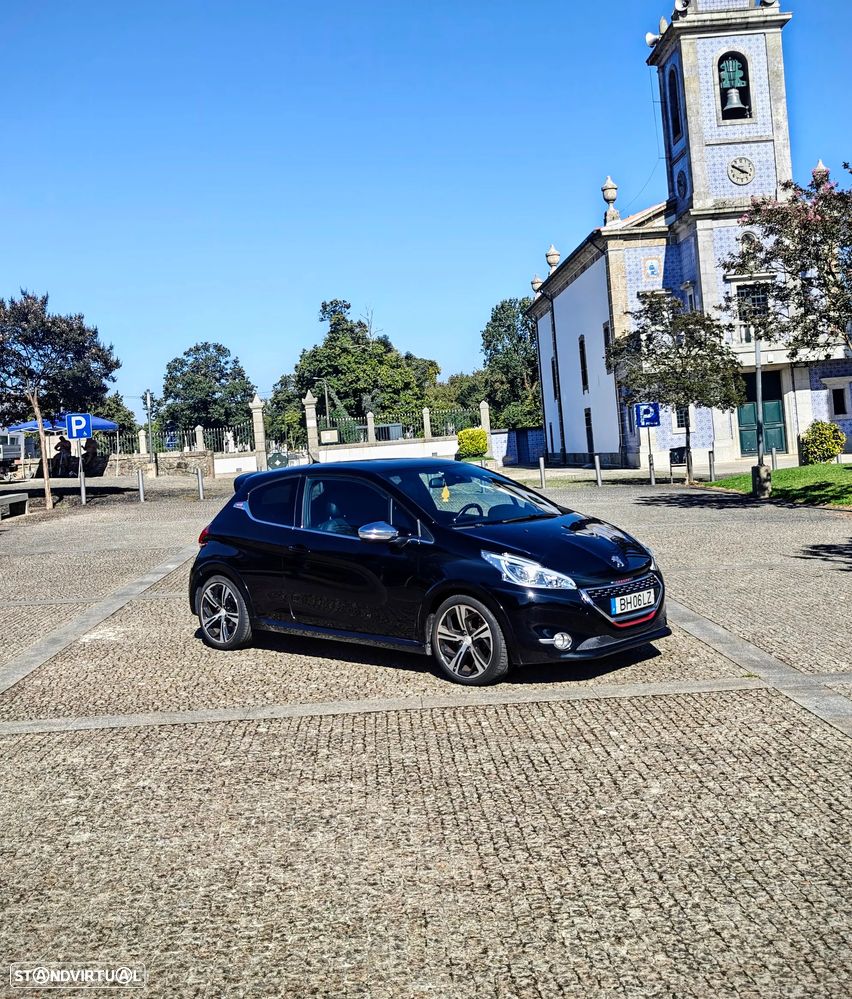 Peugeot 208 1.6 THP GTi - 28