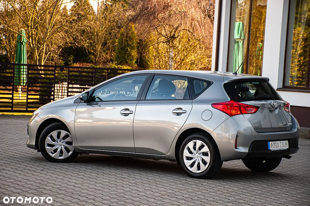Toyota Auris 1.33 Dual-VVT-i Life - 14
