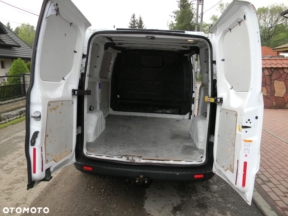 Ford Transit Custom - 8