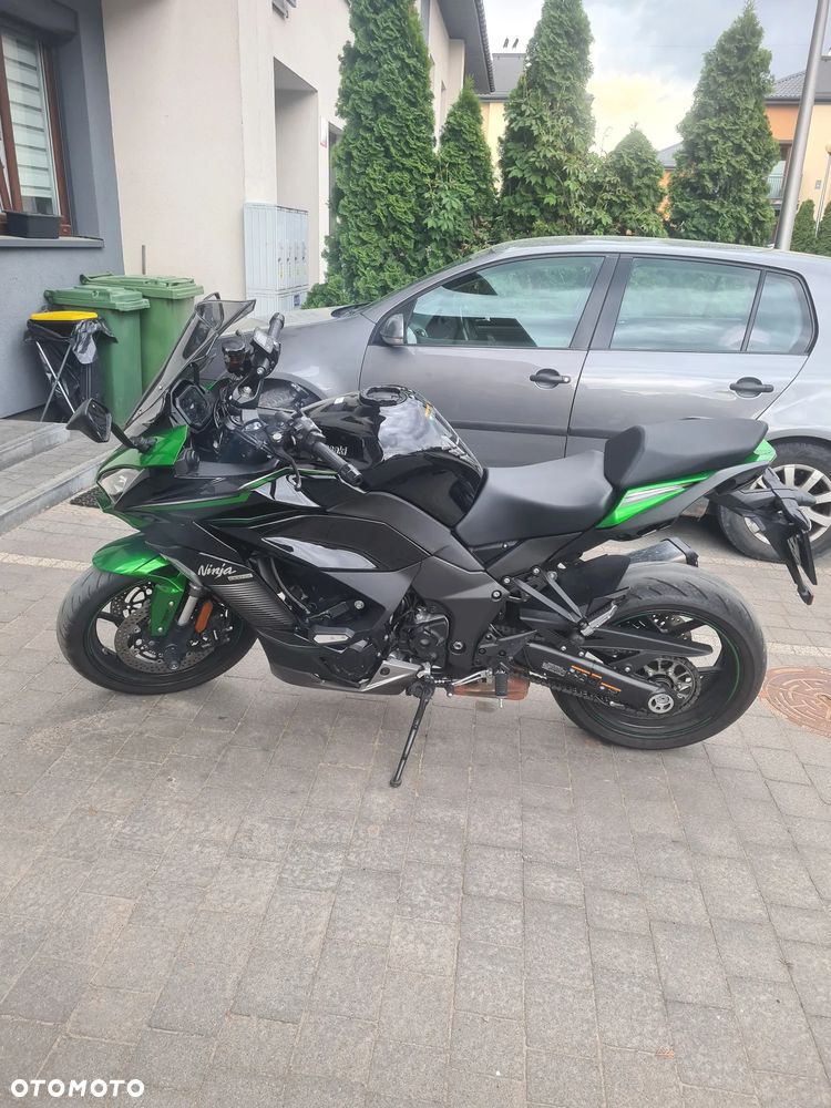Kawasaki Ninja 1000 SX - 3