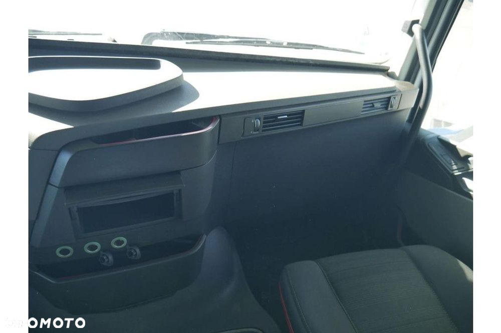 Volvo FH500 Low Deck Mega / ACC / GLOBETROTTER XL / 645270 - 17