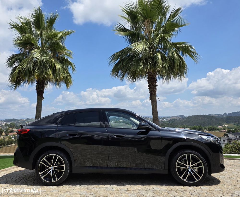 BMW iX2 eDrive20 - 15
