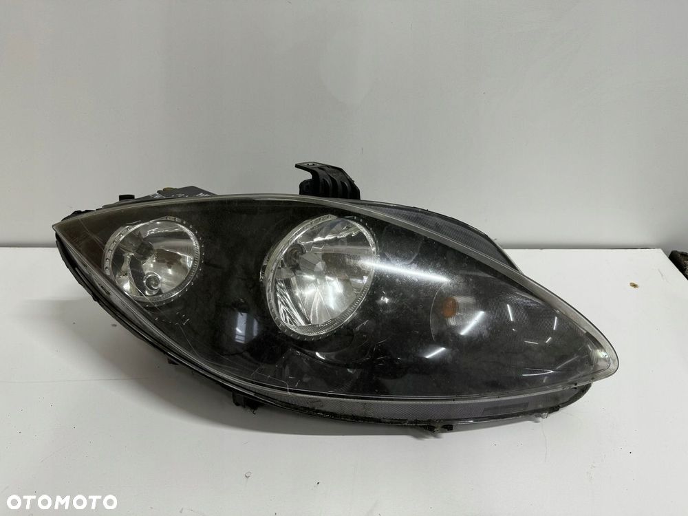LAMPA REFLEKTOR PRAWA PRAWY PRZÓD PRZEDNIA SEAT LEON II 5P2941034A - 1