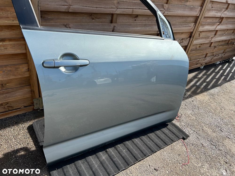Toyota RAV4 III drzwi prawy przód prawe przednie 2006-2011 - 8