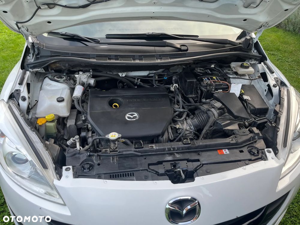 Mazda 5 - 17