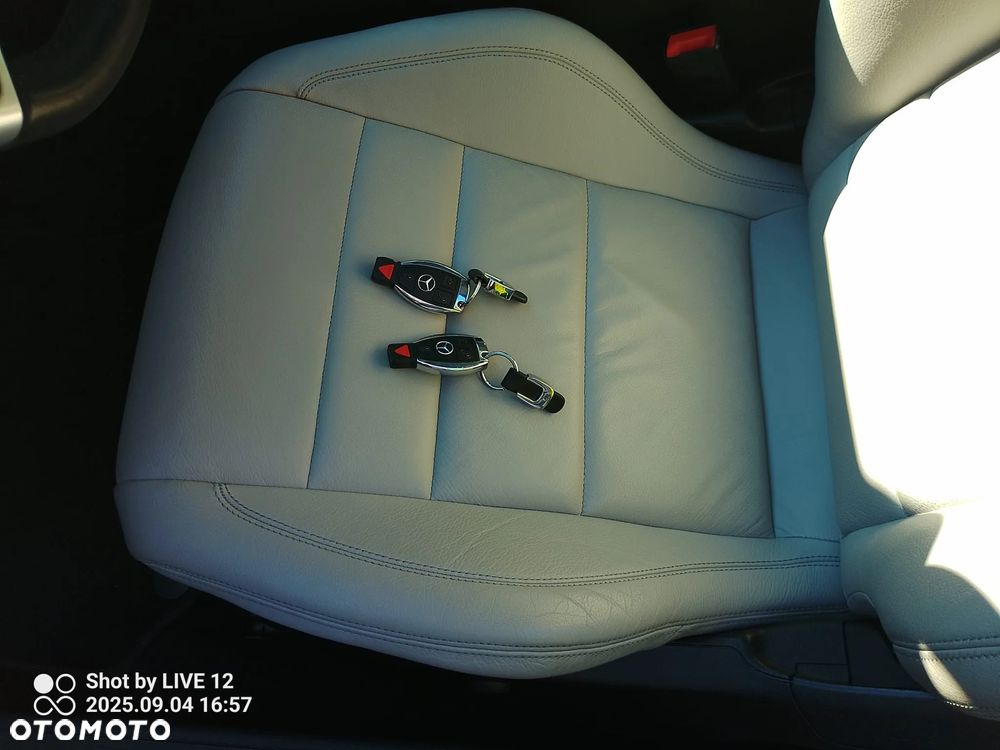 Mercedes-Benz Klasa C 350 Coupe BlueEFFICIENCY 7G-TRONIC Edition 1 - 9